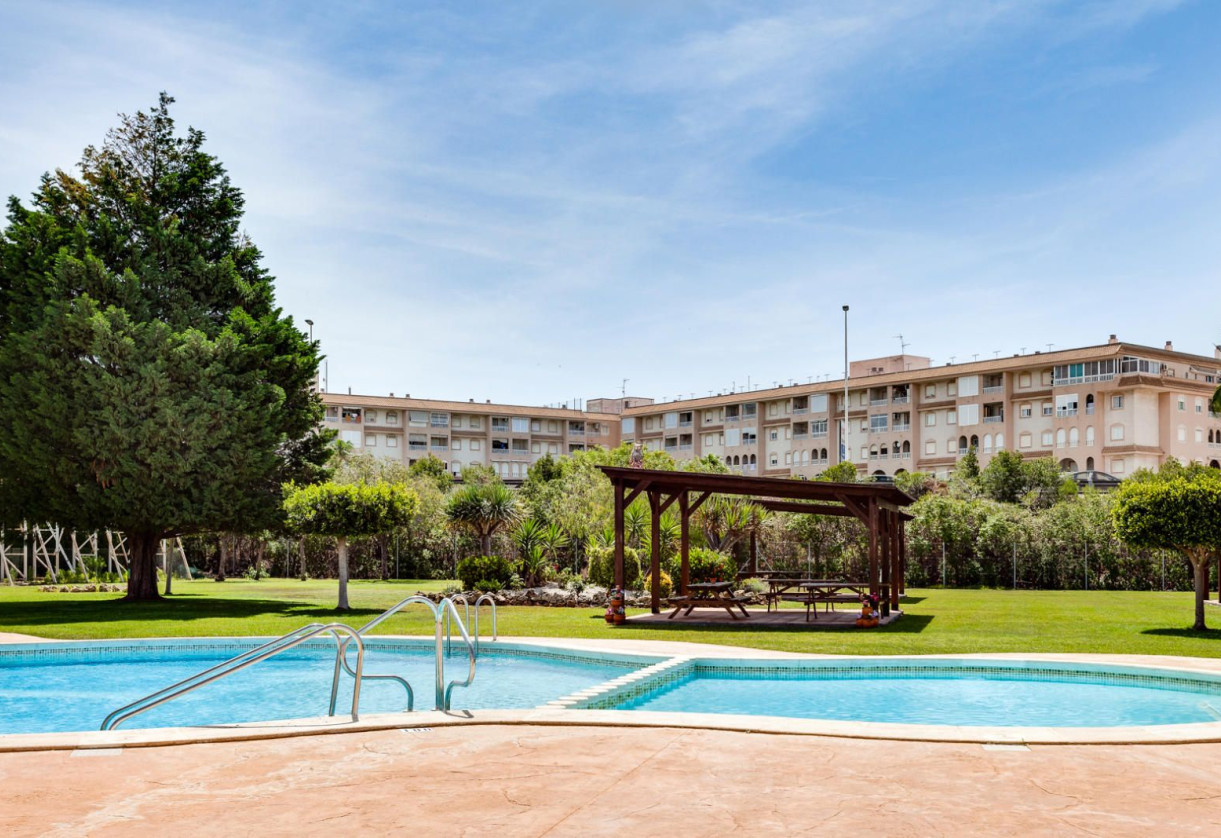 Rynek wtórny · Bungalows Planta Alta · Torrevieja · Parque de las Naciones