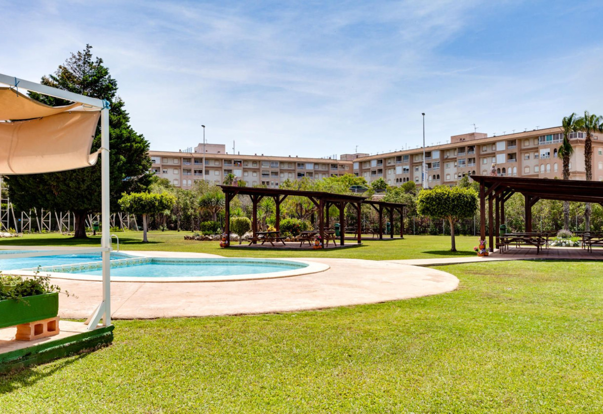 Rynek wtórny · Bungalows Planta Alta · Torrevieja · Parque de las Naciones