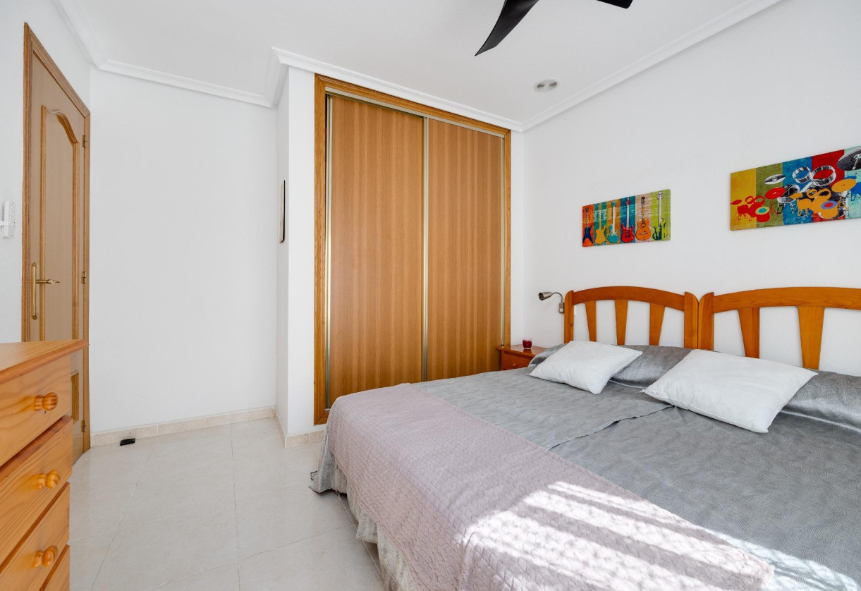Resale · Apartment · Torrevieja · Habaneras
