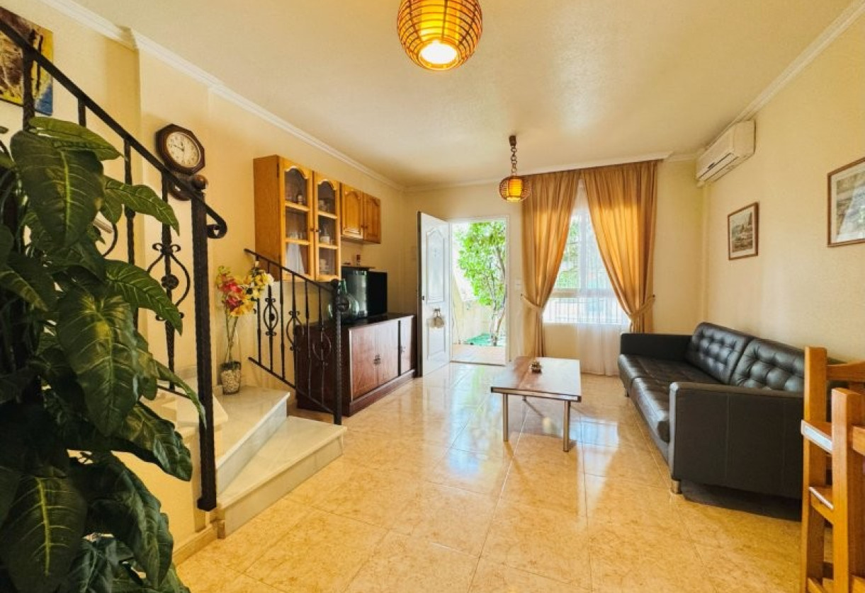 Sale · Duplex · Torrevieja · Aguas Nuevas