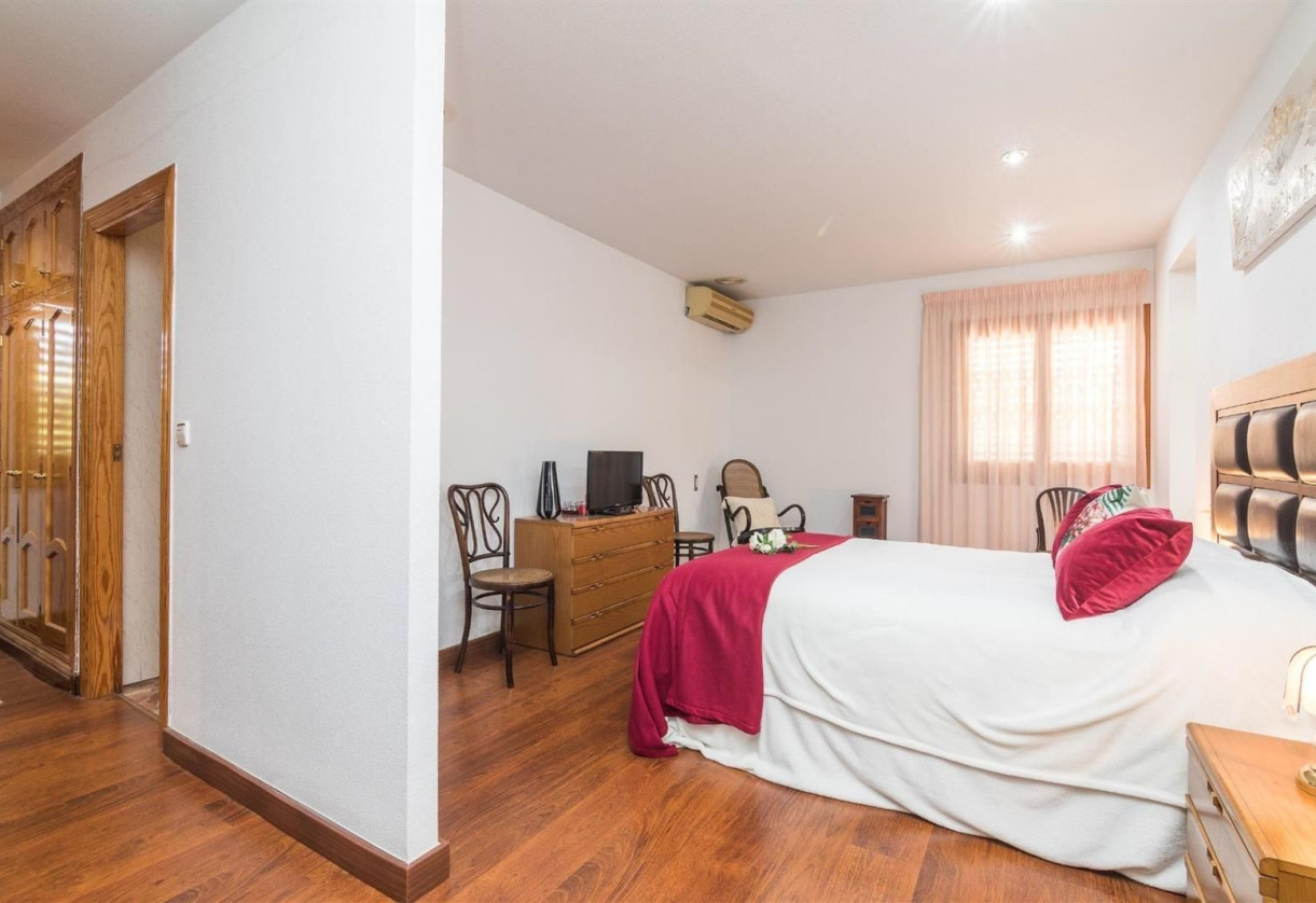 Rynek wtórny · detached house · Elche/Elx · Corte Ingles