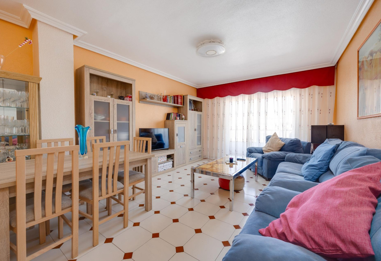 Sale · Flat · Torrevieja · Habaneras