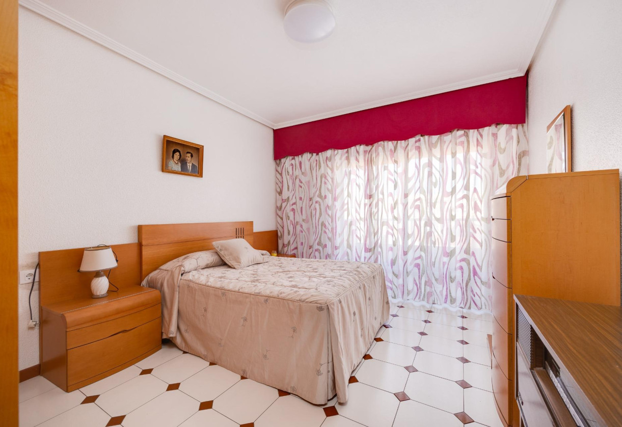 Sale · Flat · Torrevieja · Habaneras