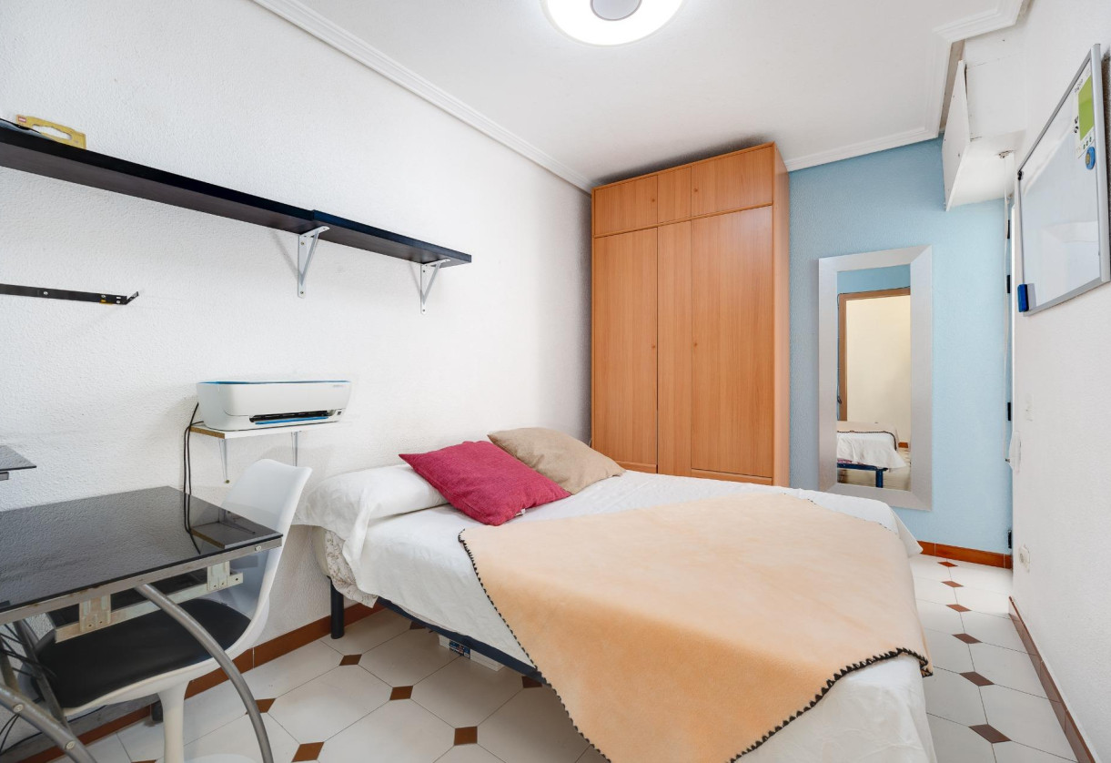 Sale · Flat · Torrevieja · Habaneras