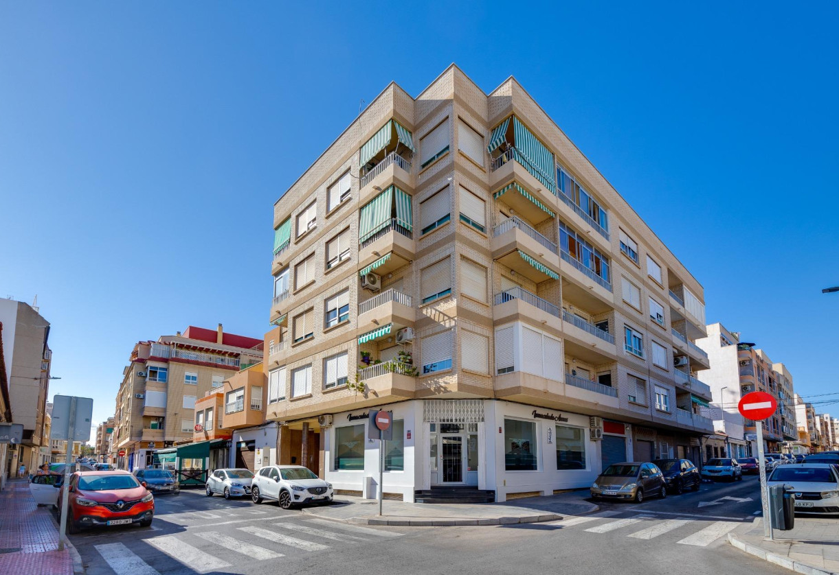 Sale · Flat · Torrevieja · Habaneras