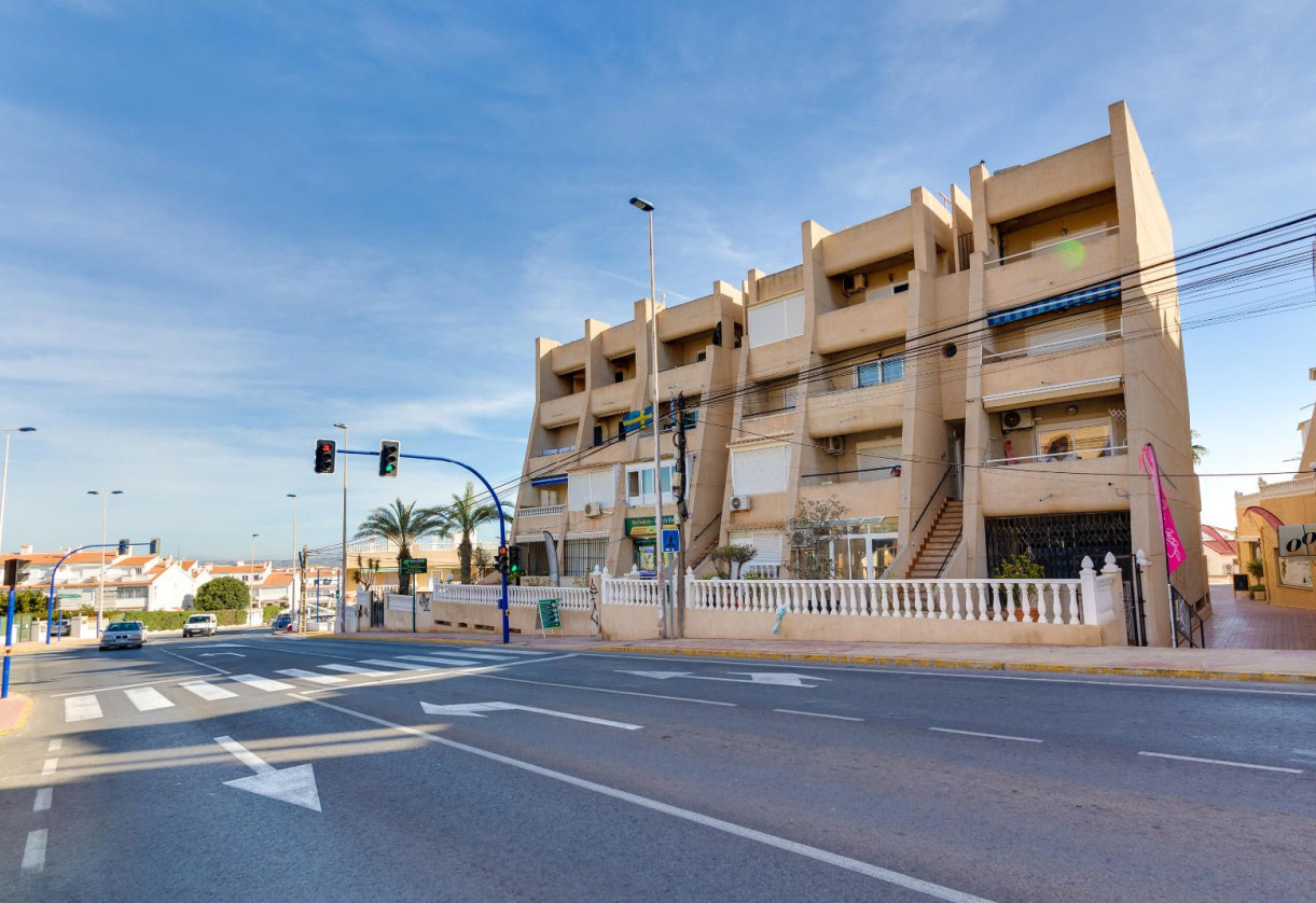 Rynek wtórny · Apartment · Torrevieja · La mata