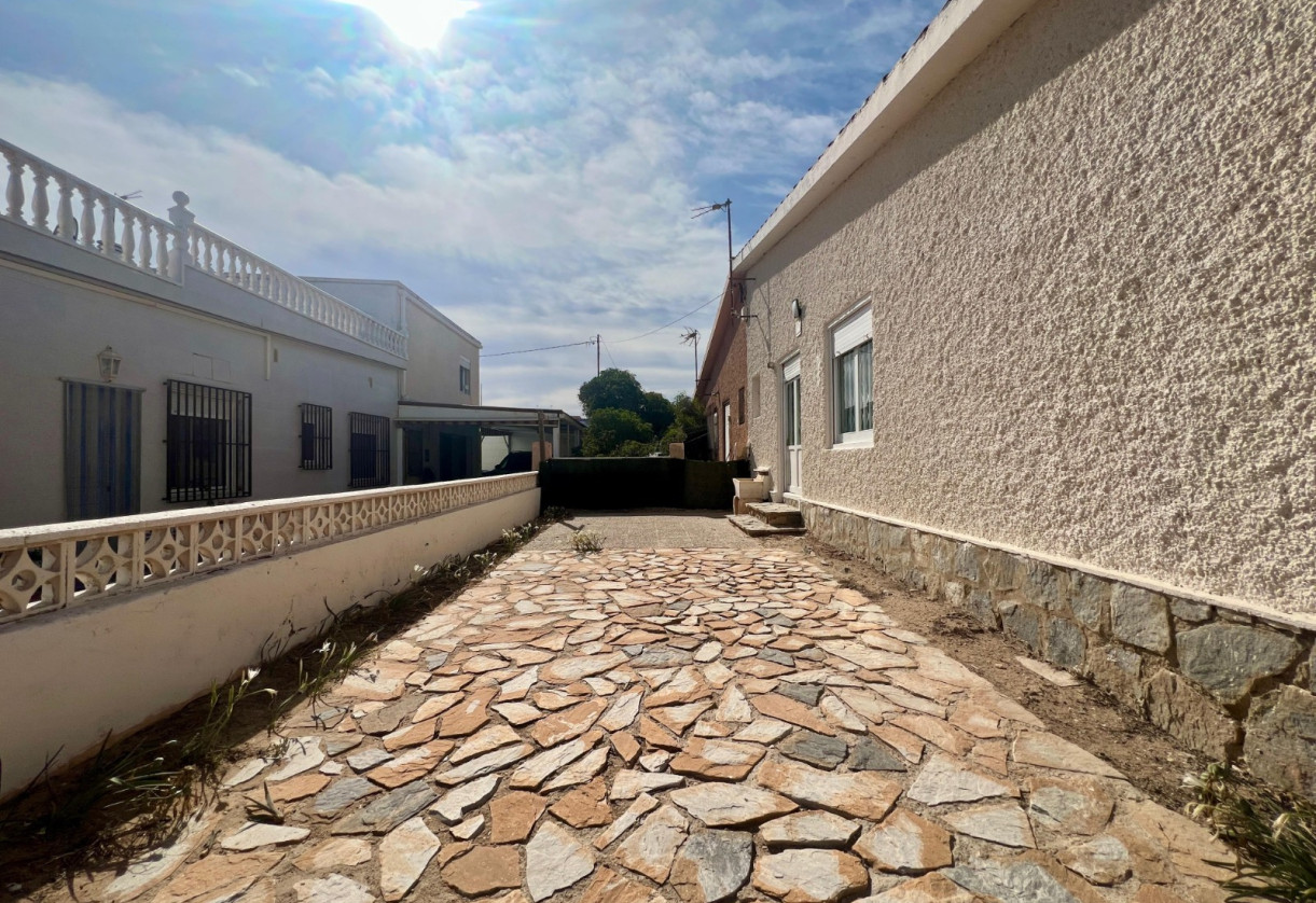 Reventa · Villa / Semi detached · La Mata