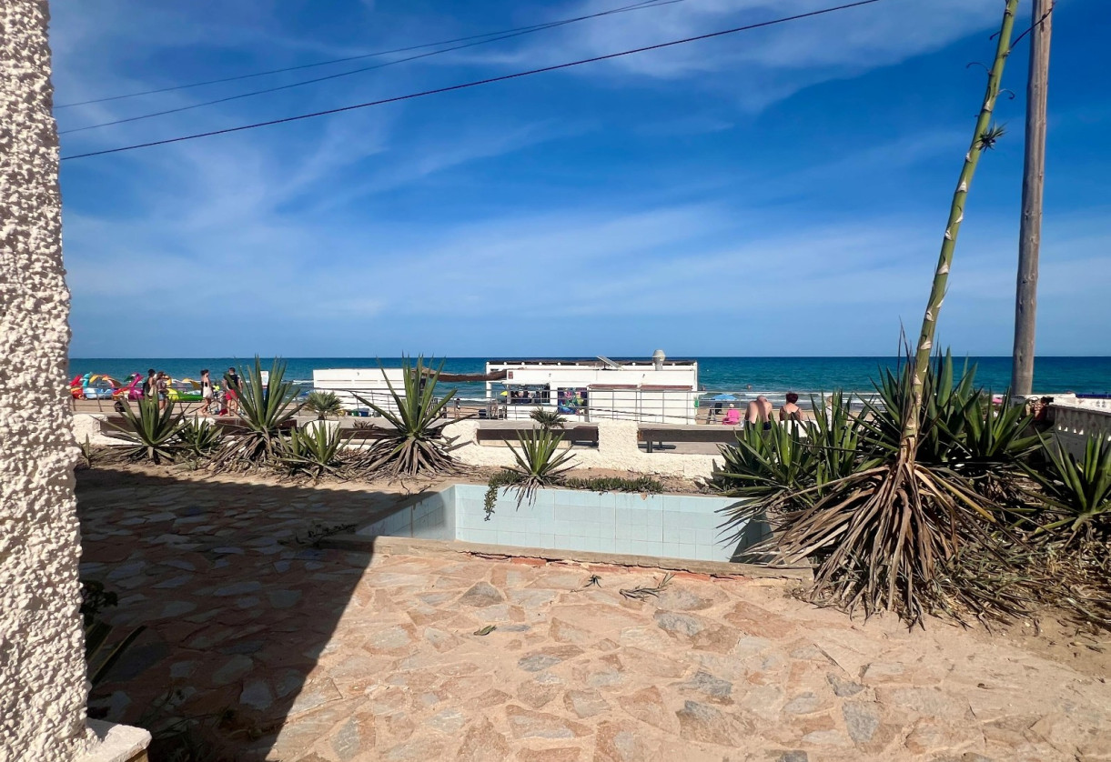 Reventa · Villa / Semi detached · La Mata