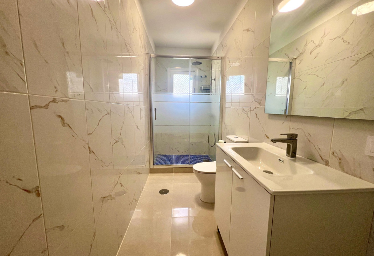 Reventa · Villa / Semi detached · La Mata