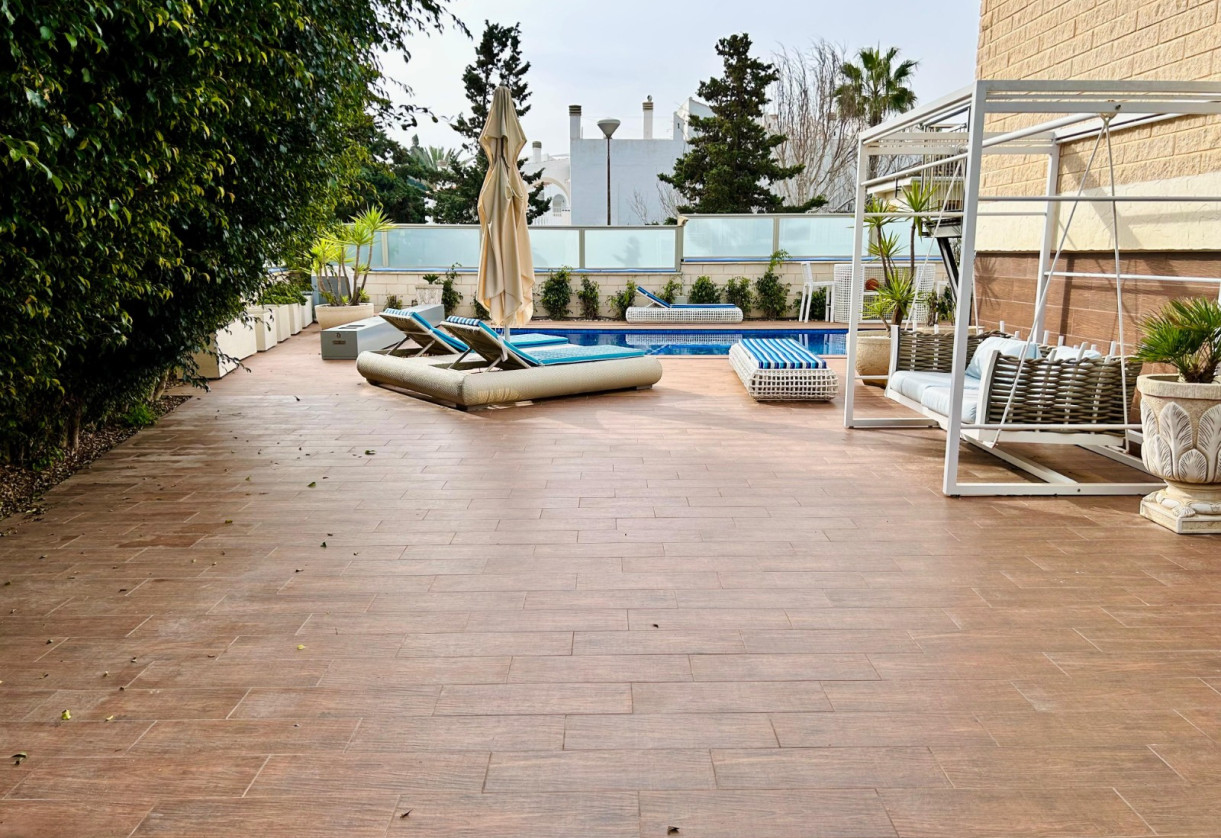 Rynek wtórny · Chalet · Torrevieja · La mata