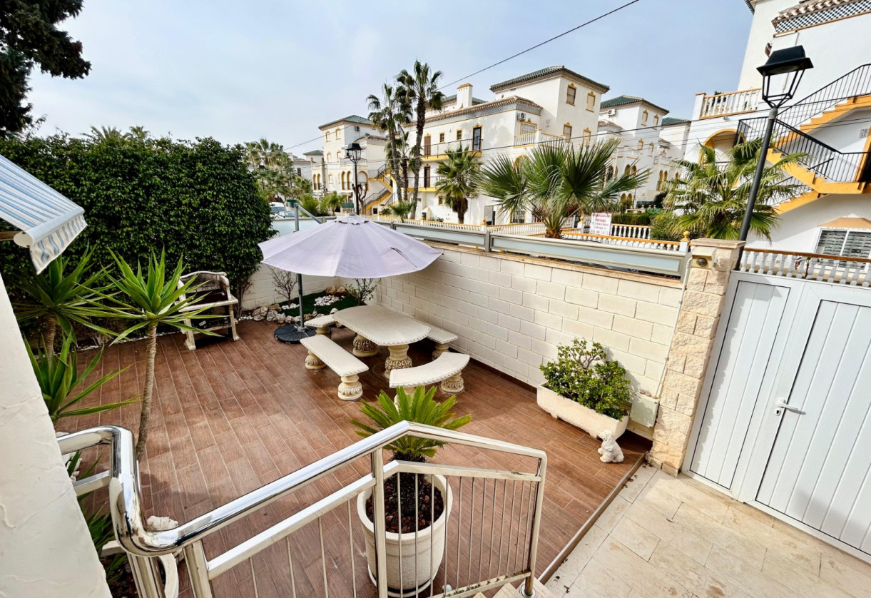 Rynek wtórny · Chalet · Torrevieja · La mata