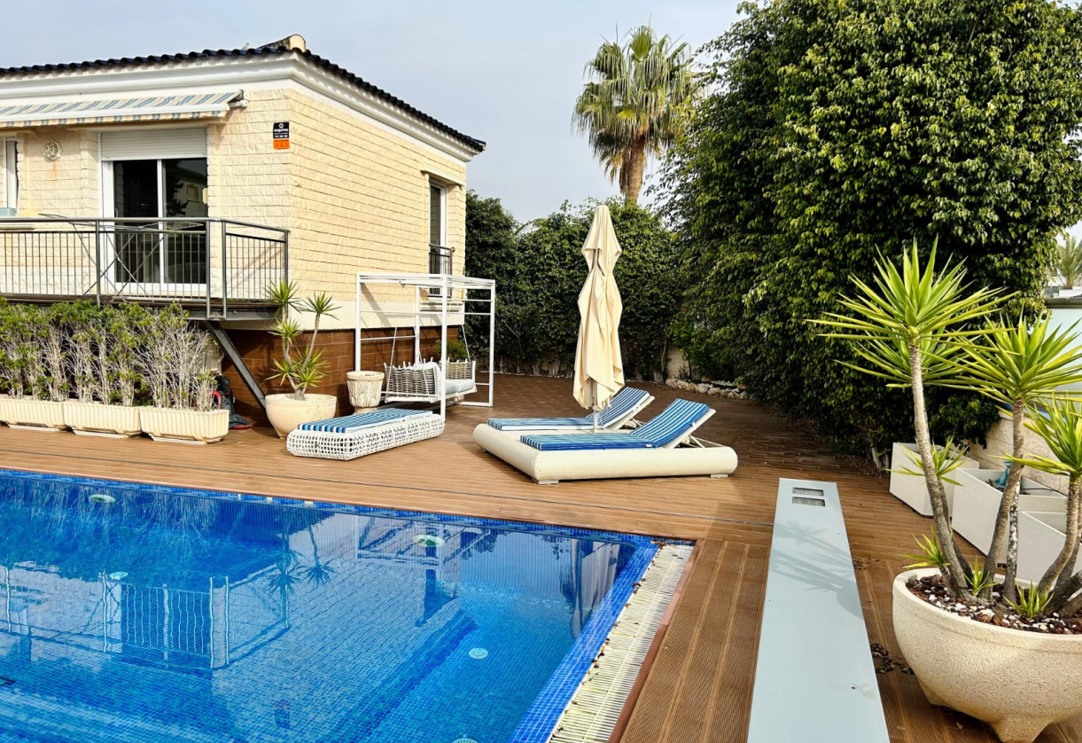 Rynek wtórny · Chalet · Torrevieja · La mata