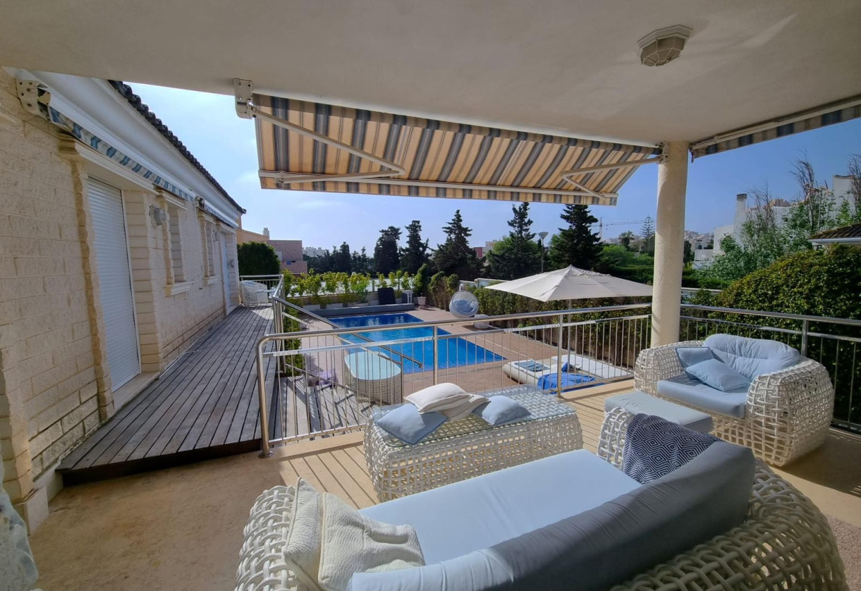 Rynek wtórny · Chalet · Torrevieja · La mata