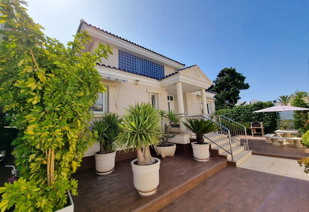 Rynek wtórny · Chalet · Torrevieja · La mata