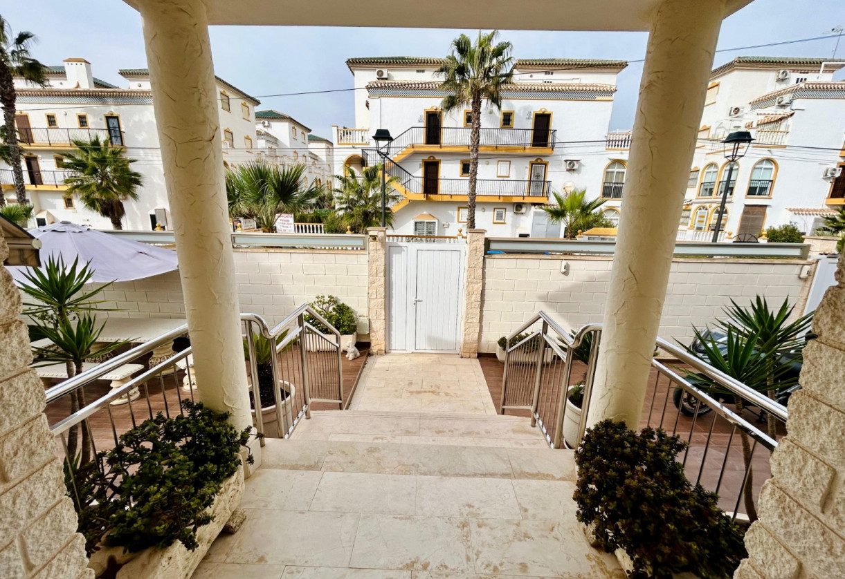 Rynek wtórny · Chalet · Torrevieja · La mata