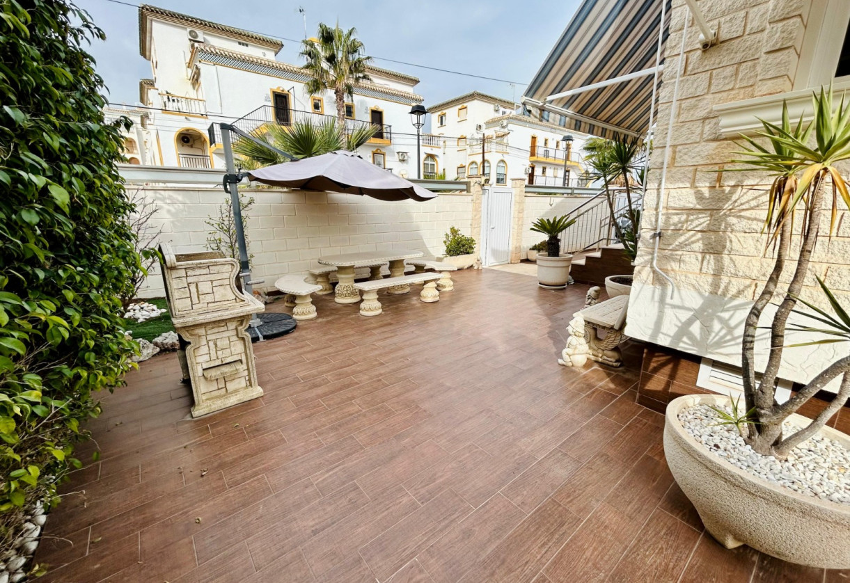 Rynek wtórny · Chalet · Torrevieja · La mata