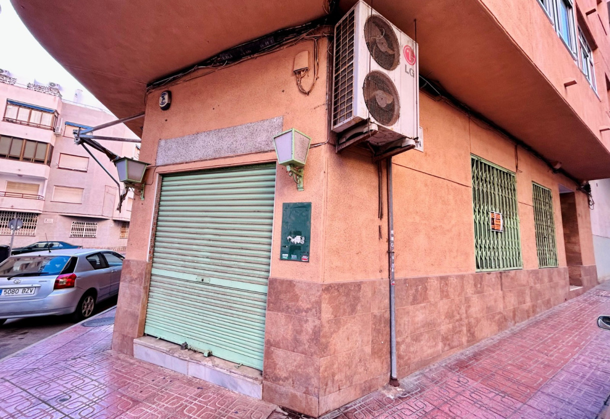 Rynek wtórny · Business · Torrevieja · Center Torrevieja