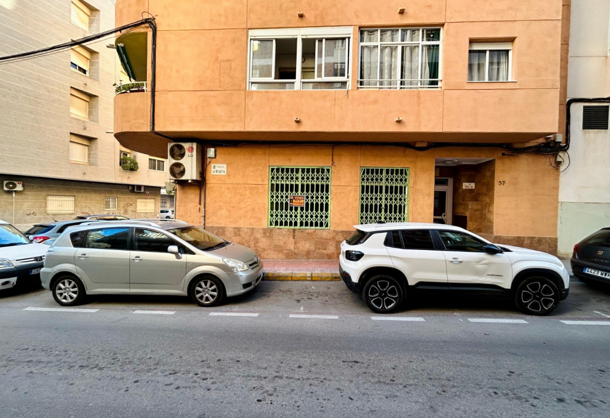 Rynek wtórny · Business · Torrevieja · Center Torrevieja