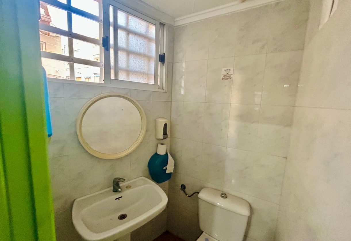 Rynek wtórny · Business · Torrevieja · Center Torrevieja