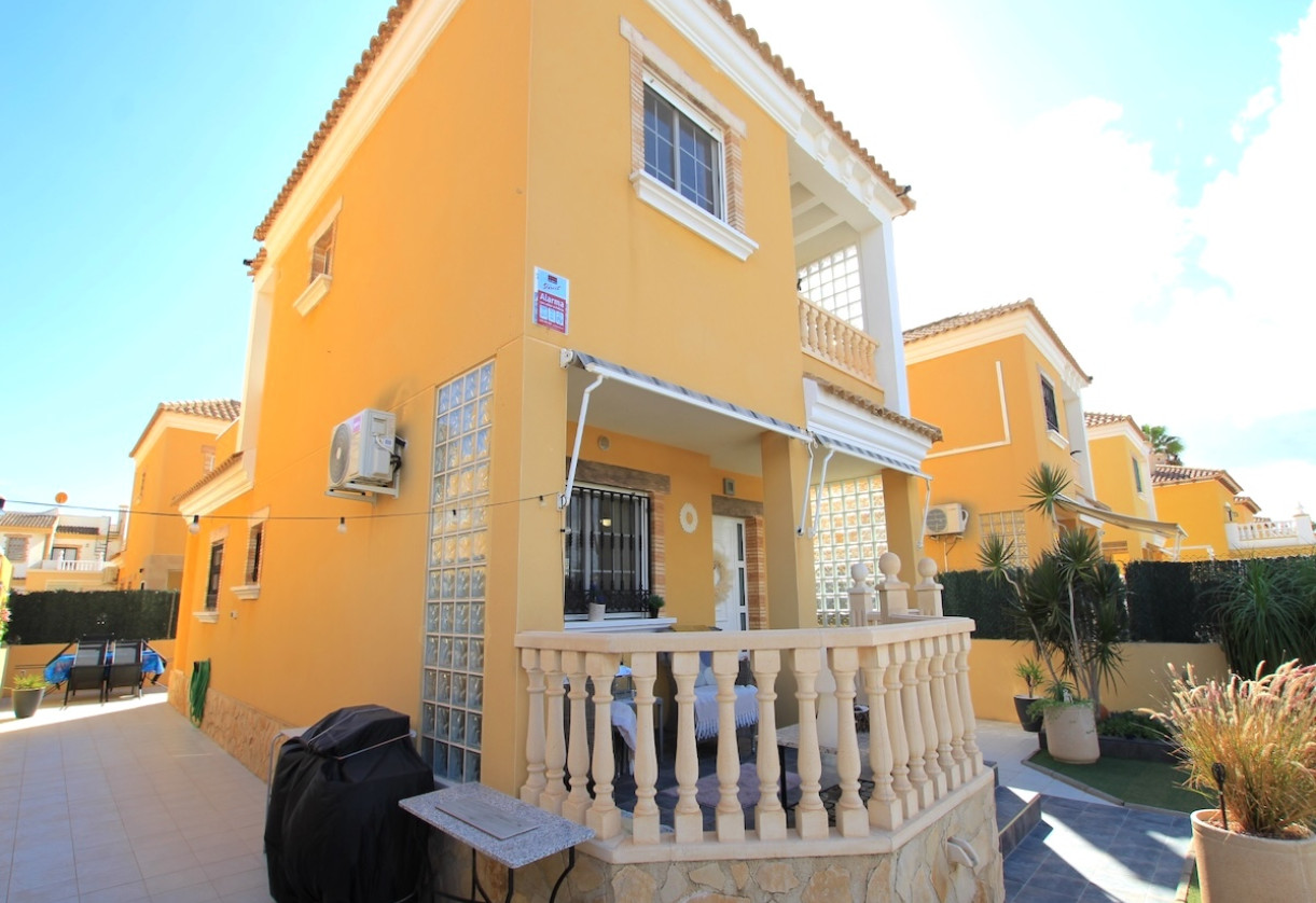 Reventa · Villa · Guardamar - El Raso