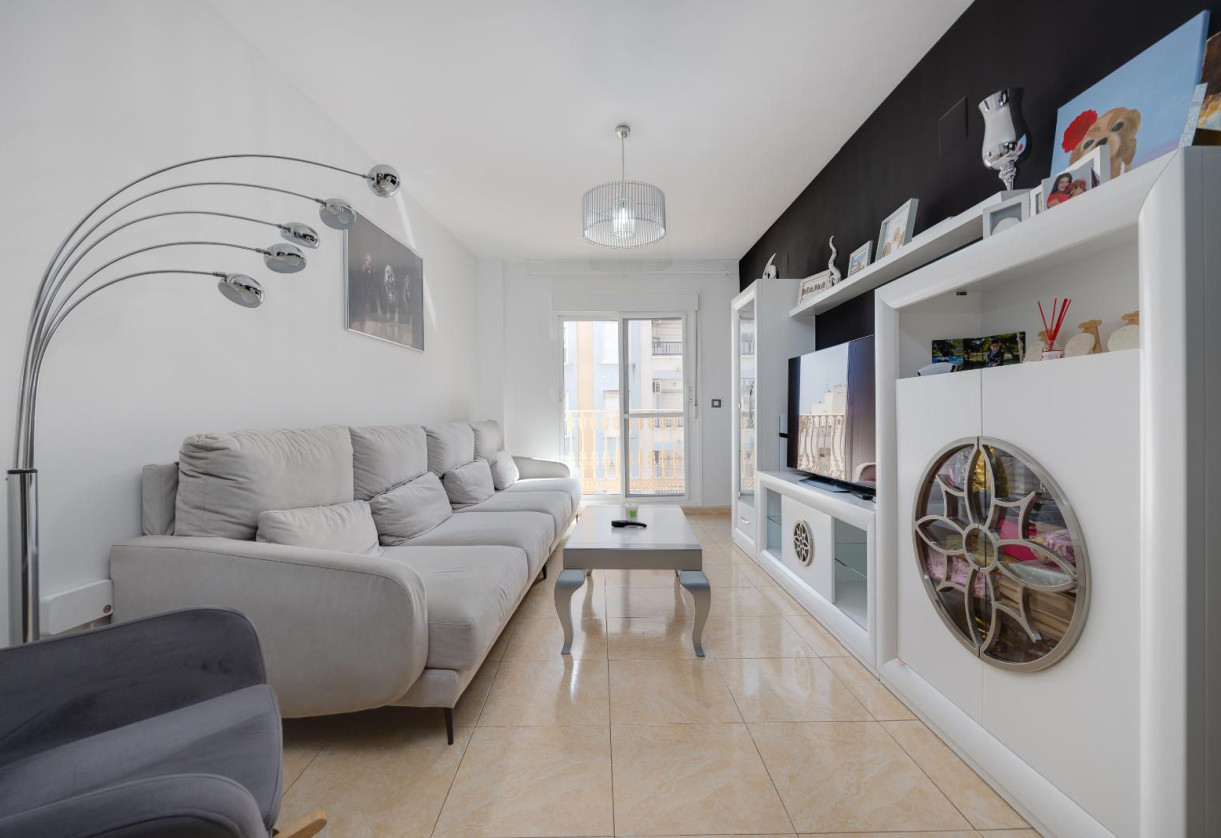 Rynek wtórny · Apartment · Torrevieja · Centro - Muelle Pesquero