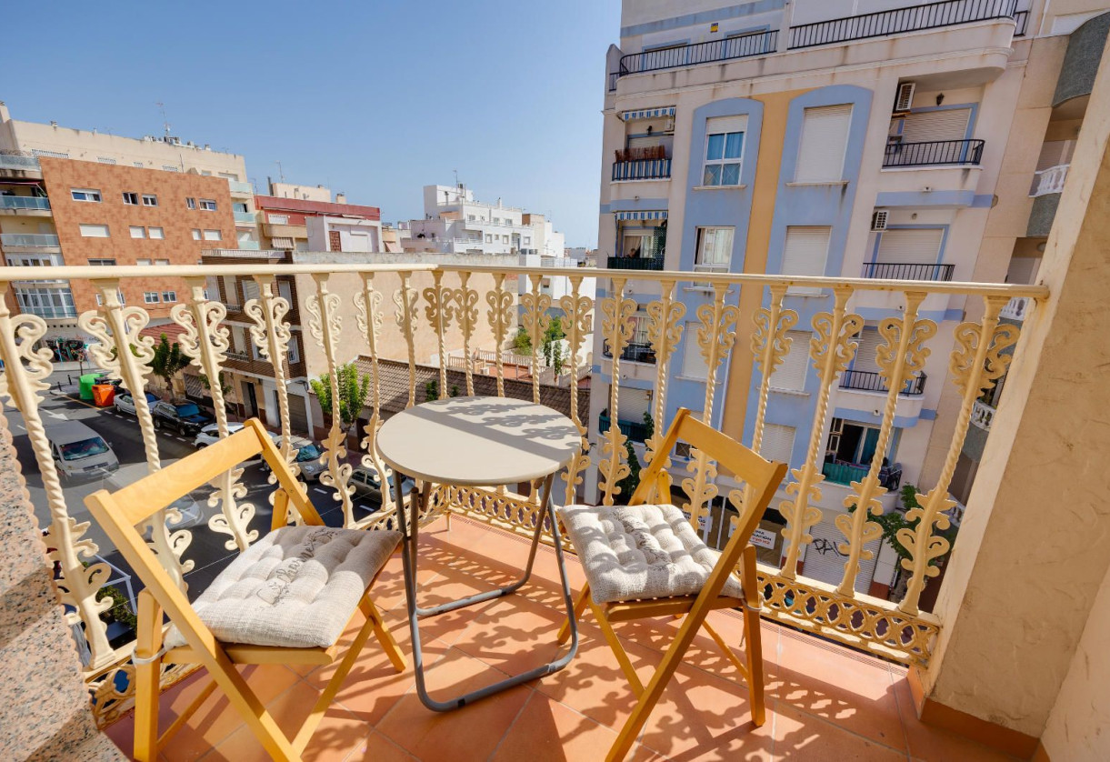 Rynek wtórny · Apartment · Torrevieja · Centro - Muelle Pesquero