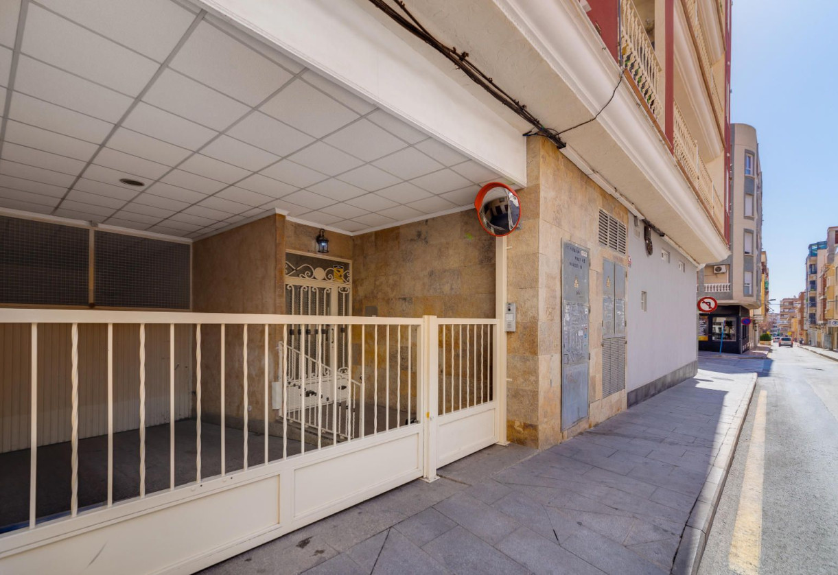 Rynek wtórny · Apartment · Torrevieja · Centro - Muelle Pesquero