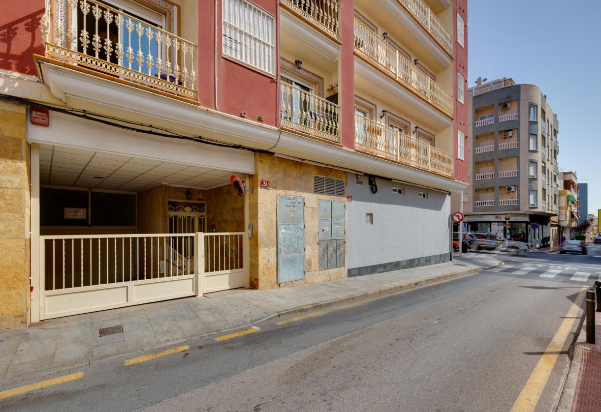 Rynek wtórny · Apartment · Torrevieja · Centro - Muelle Pesquero