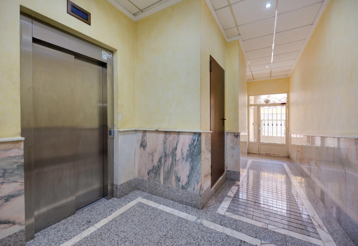 Rynek wtórny · Apartment · Torrevieja · Centro - Muelle Pesquero