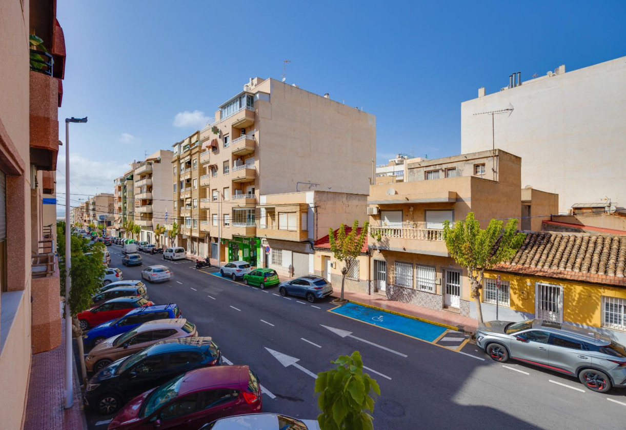 Rynek wtórny · Apartment · Torrevieja · Centro - Muelle Pesquero