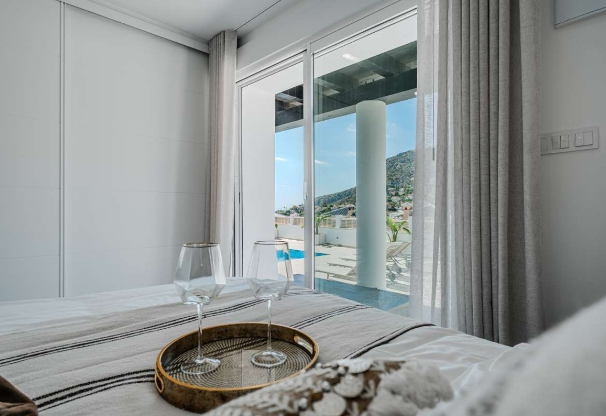 Resale · detached house · Calpe