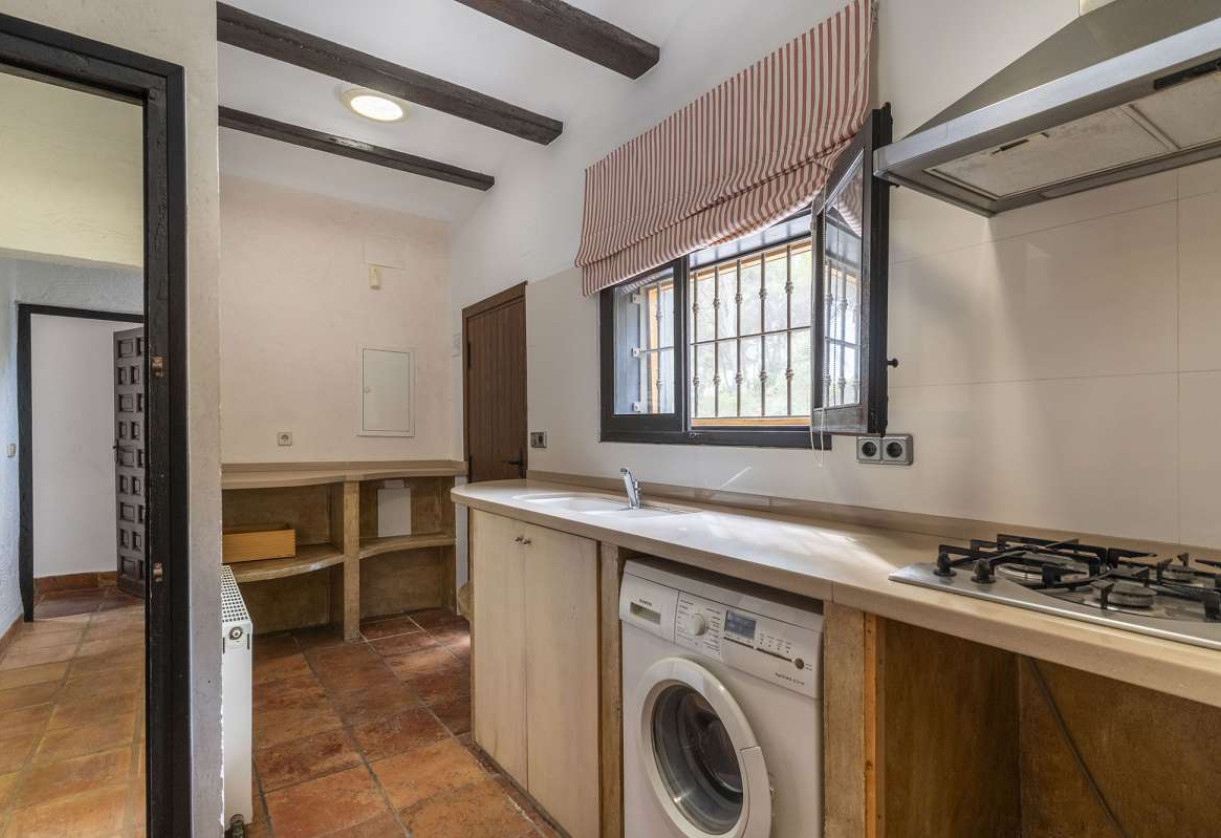 Reventa · detached house · La Fustera