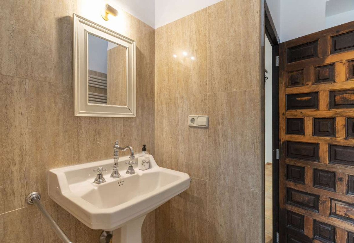 Reventa · detached house · La Fustera