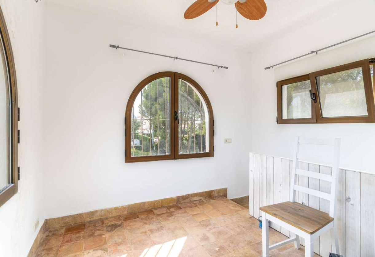 Reventa · detached house · La Fustera