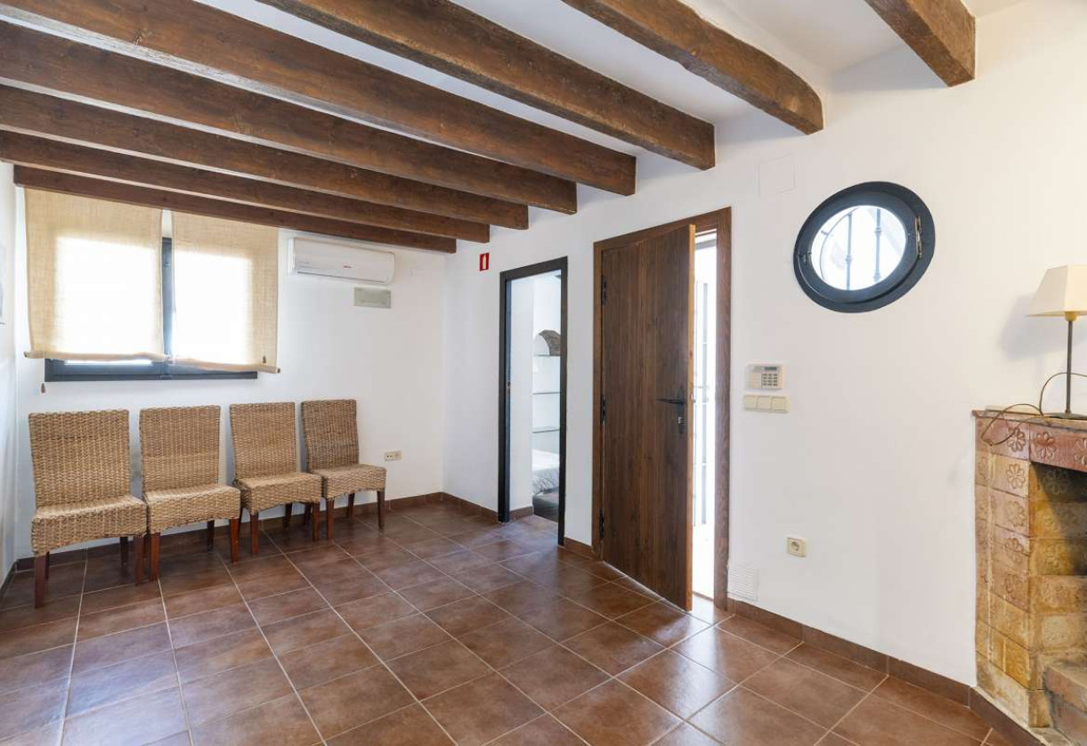 Reventa · detached house · La Fustera
