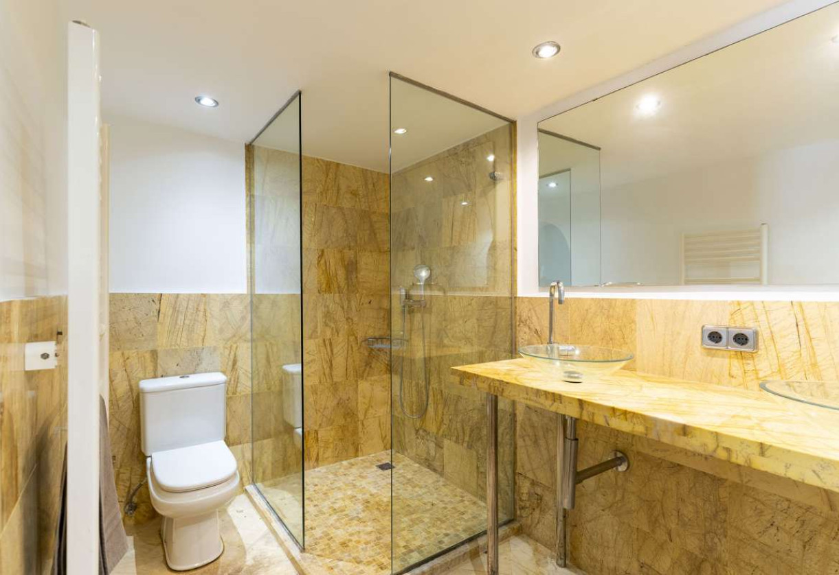 Reventa · detached house · La Fustera