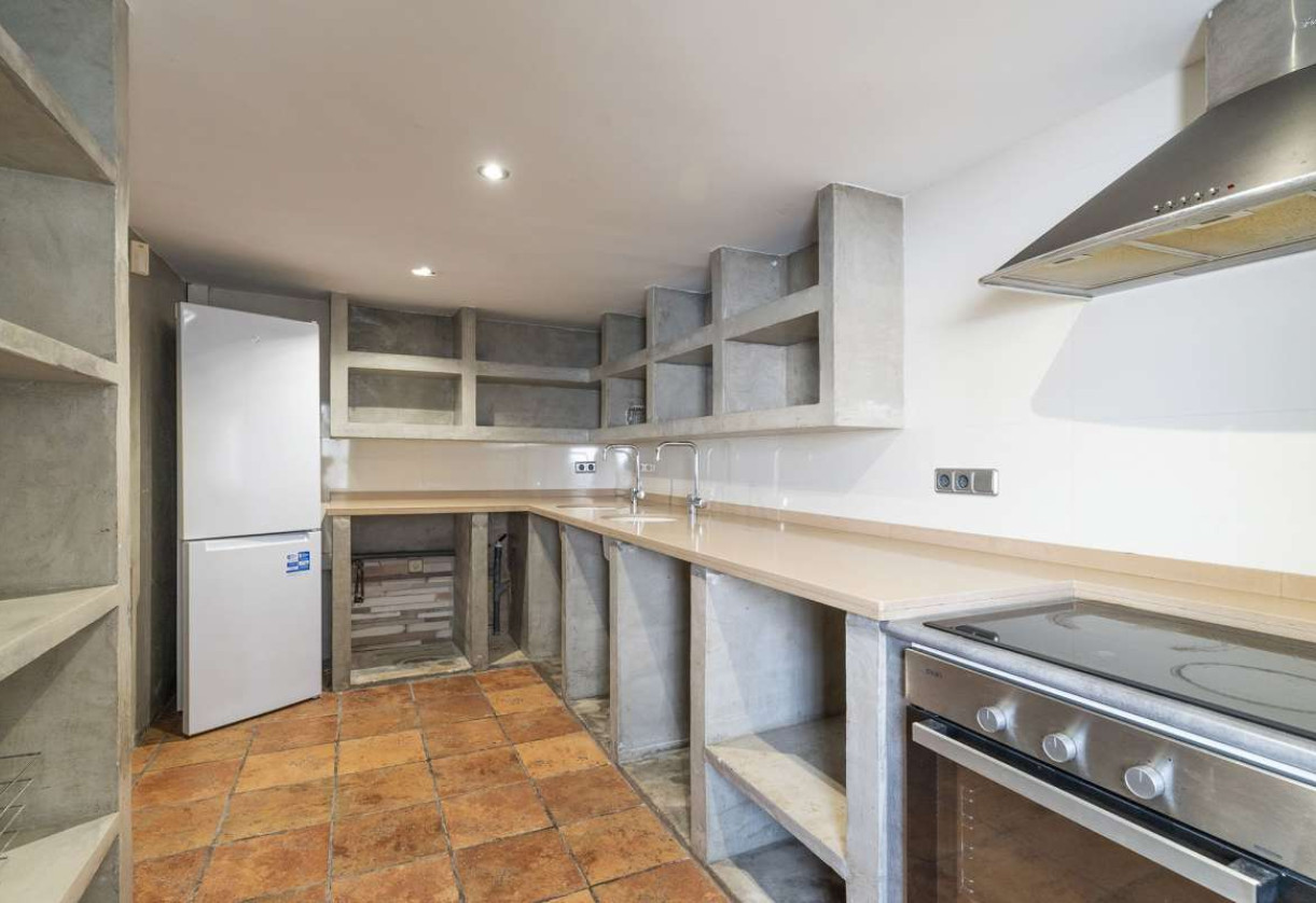 Reventa · detached house · La Fustera