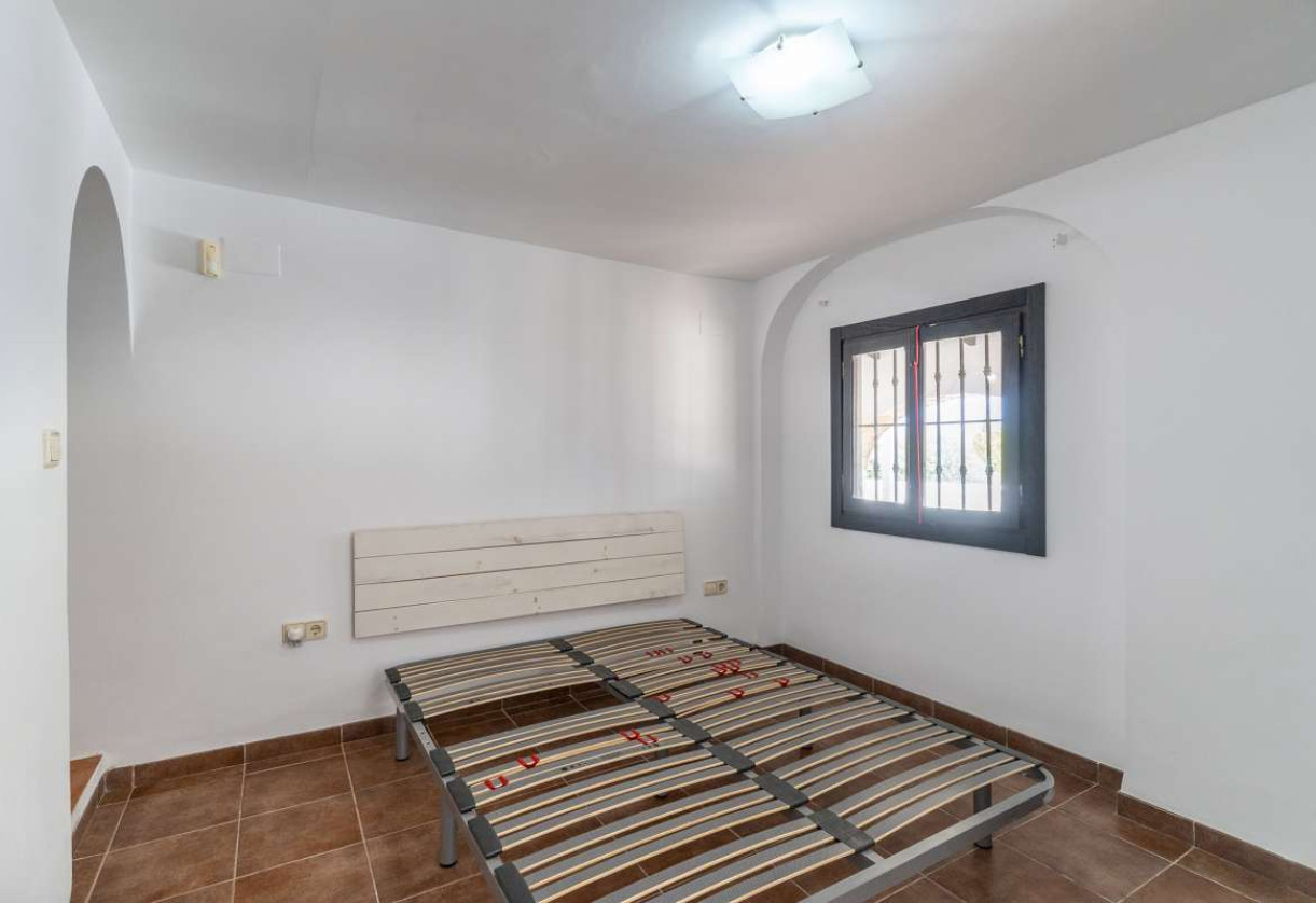 Reventa · detached house · La Fustera