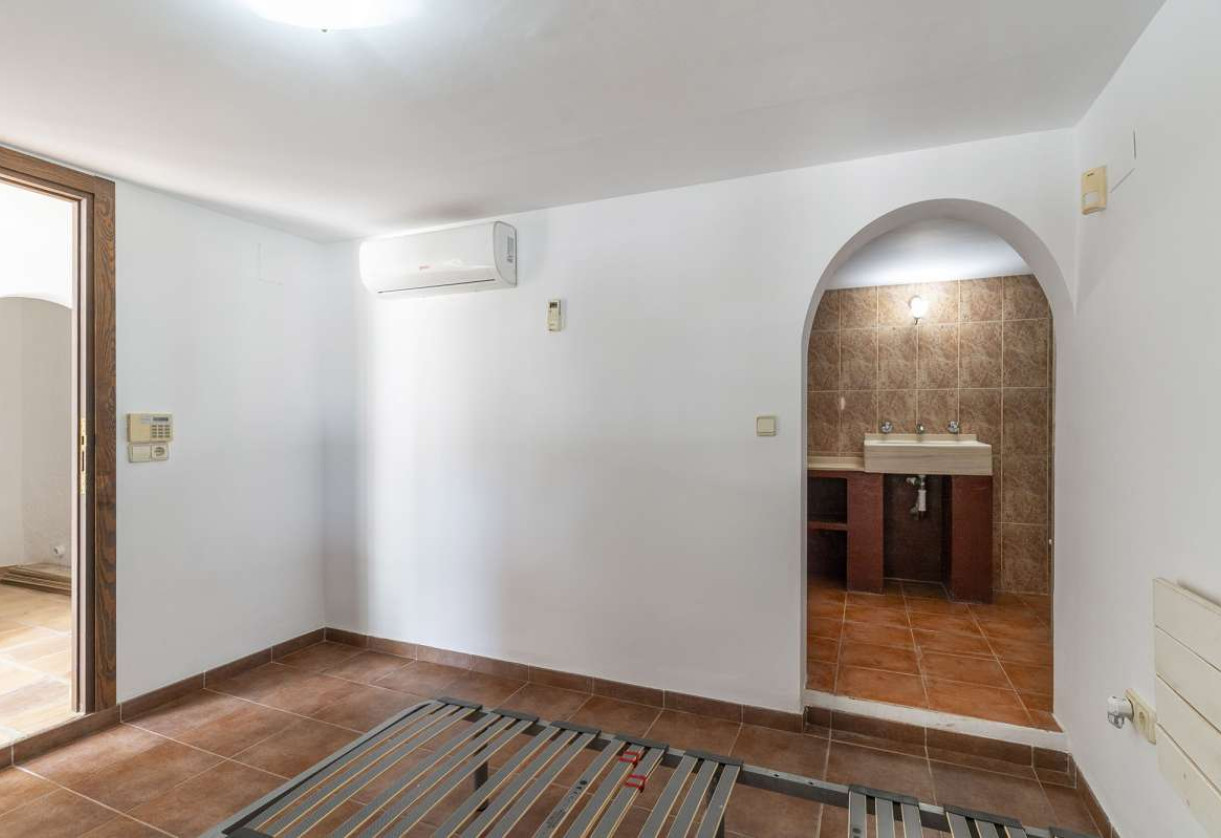 Reventa · detached house · La Fustera