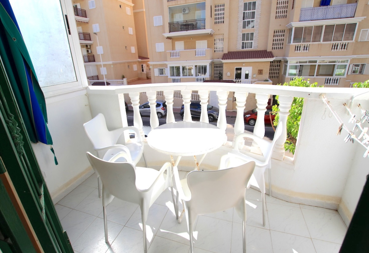 Resale · Apartment · La Mata