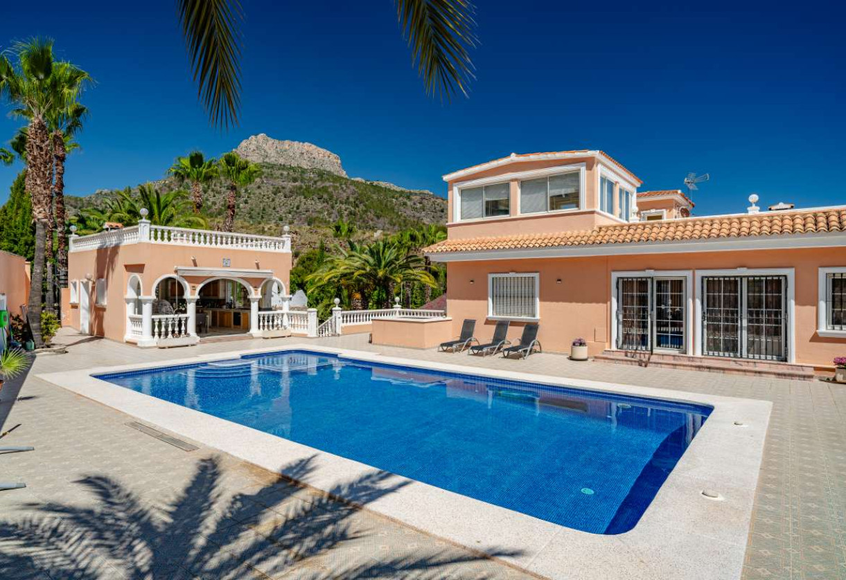 Rynek wtórny · detached house · Calpe