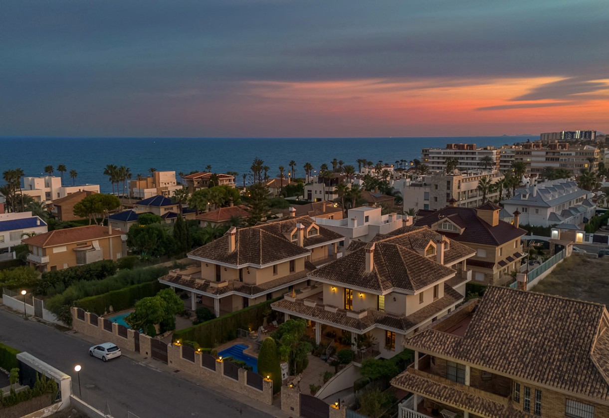 Rynek wtórny · Villa · Torrevieja · La Veleta