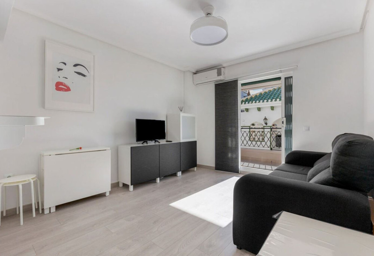 Rynek wtórny · Apartment · Torrevieja · La mata