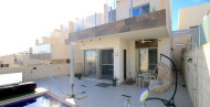 Resale · Villa · Villamartin