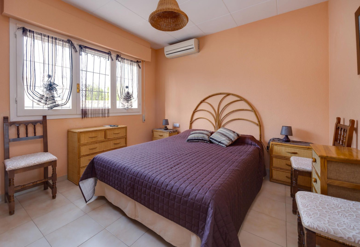 Resale · Chalets Pareados · Orihuela-Costa · La Florida