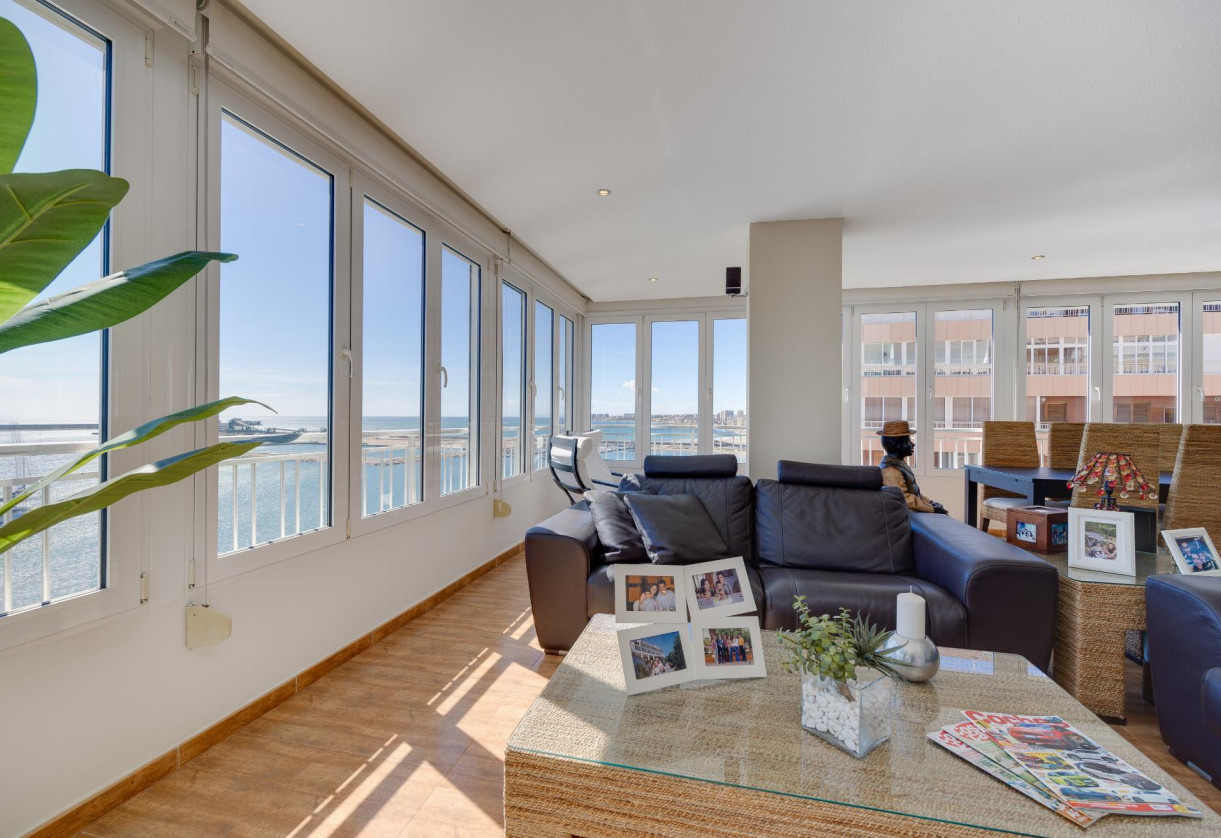 Resale · APARTAMENTO · Torrevieja · Playa Acequion