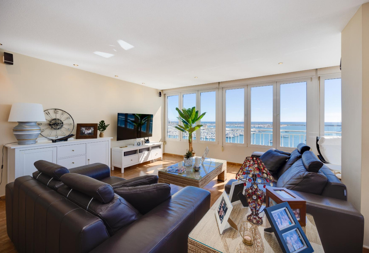 Resale · APARTAMENTO · Torrevieja · Playa Acequion