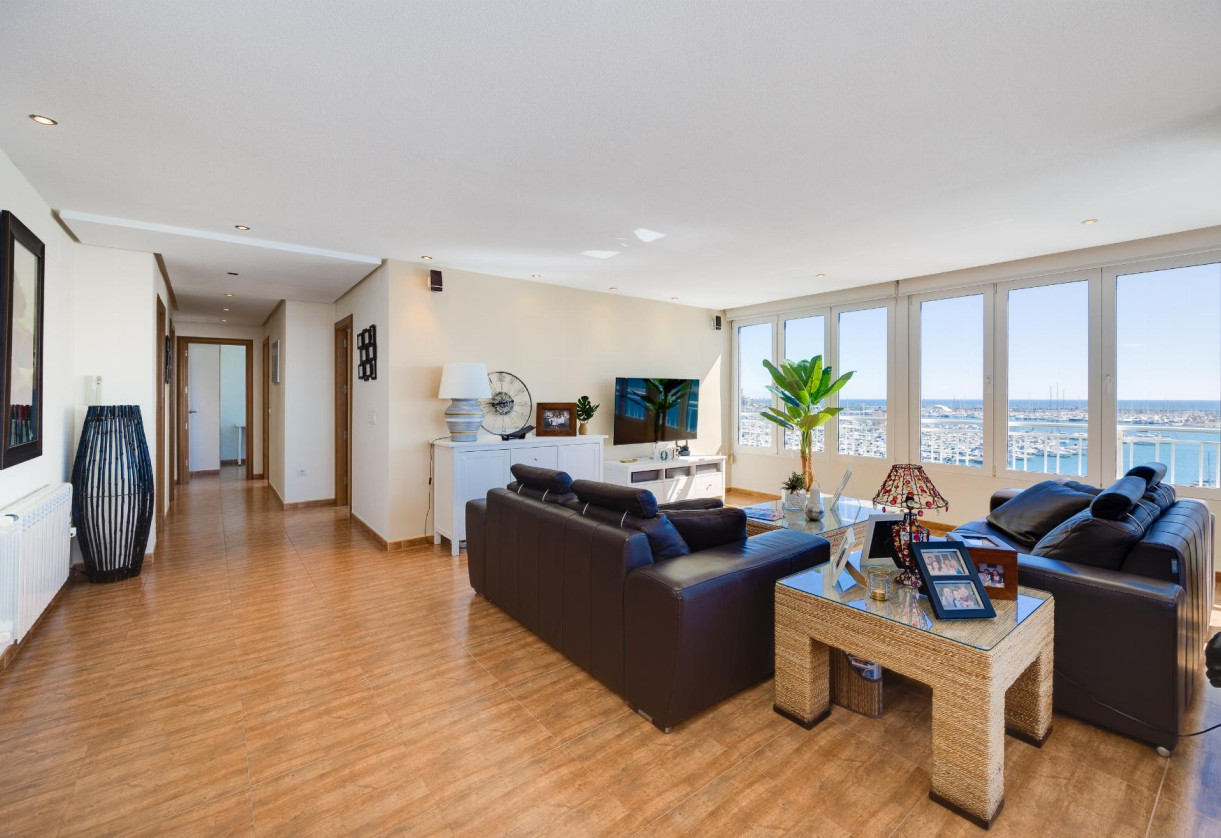 Resale · APARTAMENTO · Torrevieja · Playa Acequion