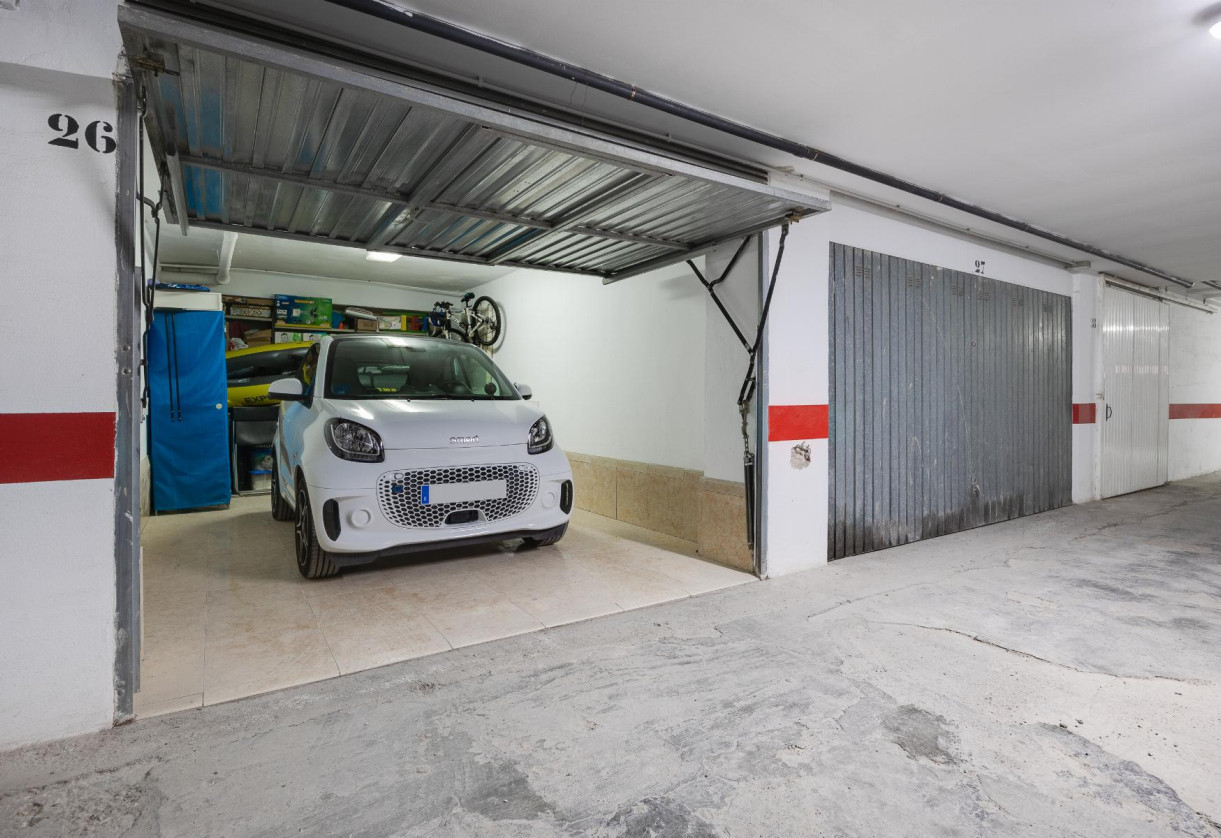 Resale · APARTAMENTO · Torrevieja · Playa Acequion