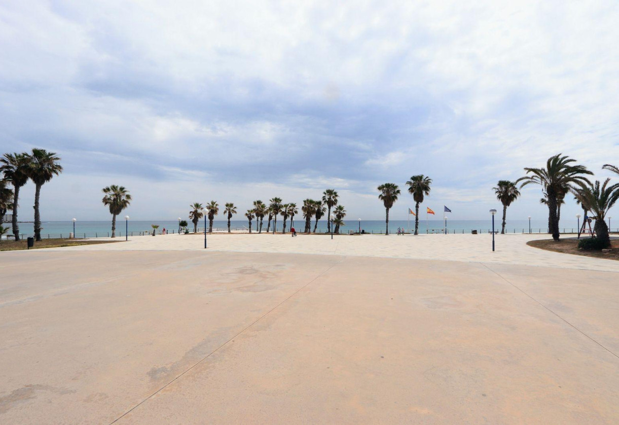 Resale · APARTAMENTO · Torrevieja · Playa Flamenca